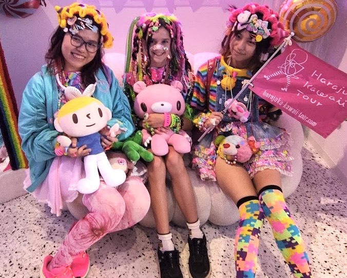 Decora and Lolita transformation styling in Harajuku
